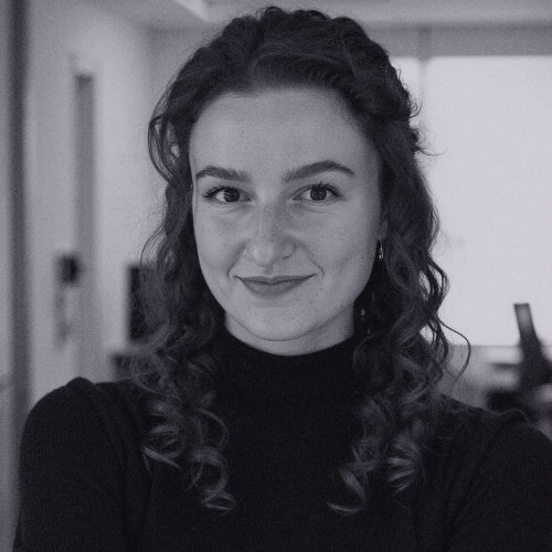 Headshot for Olivia Smith